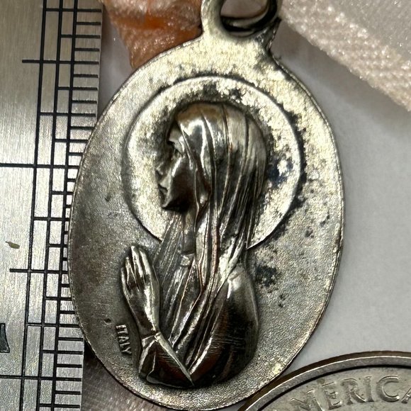 Vintage Our Lady of Lourdes Silver Plated Religious Medal Pendant Charm Italy - Picture 2 of 6